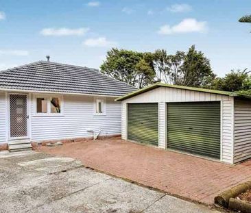 Kids walk to Henderson High - Photo 4