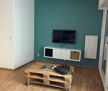 Location Appartement 2 pièces 56m² LILLE 59000 - Photo 4