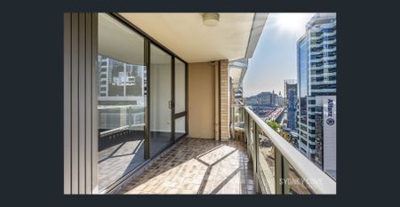 CENTRALLY LOCATED | Unfurnished - Photo 2