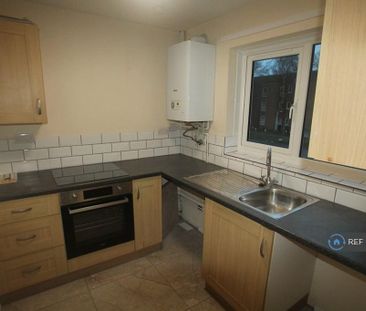 2 bedroom maisonette to rent - Photo 6