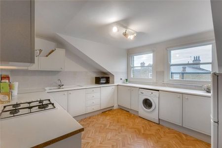 2 bedroom flat to rent - Photo 4