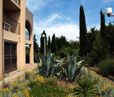 Studio 20.475 m², kitchenette équipée. - Photo 2
