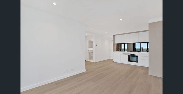 Stunning 1 Bedroom Apartment in Melbourne Quarter - Photo 1