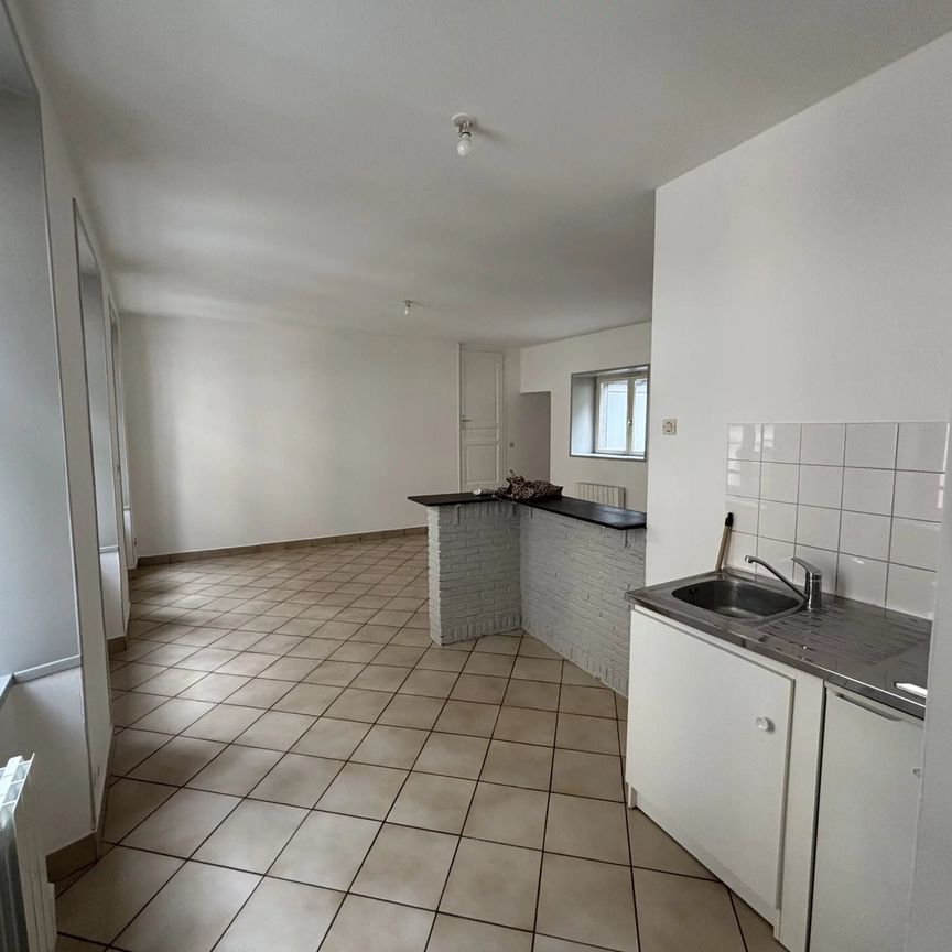 Location Appartement 2 pièces 47m² BOULOGNE SUR MER 62200 - Photo 1