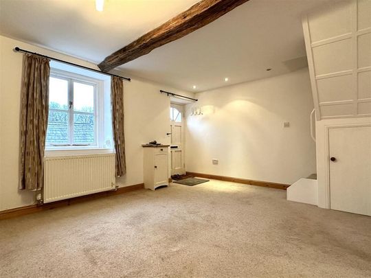 2 bedroom cottage to rent - Photo 1