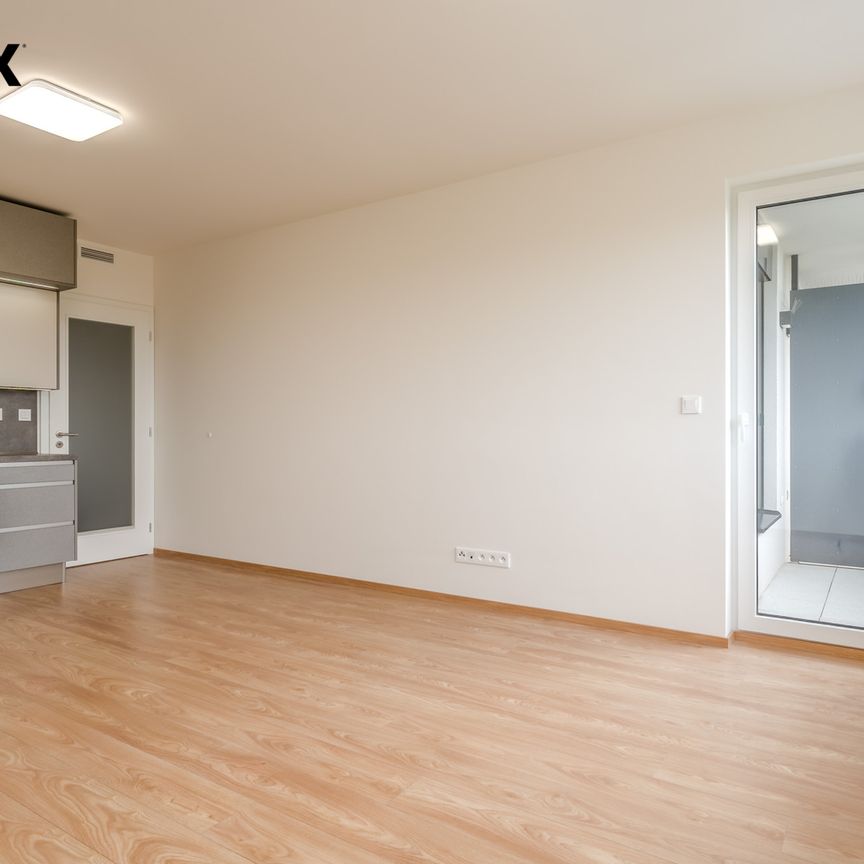 Pronájem bytu 2+kk 58 m² - Photo 1