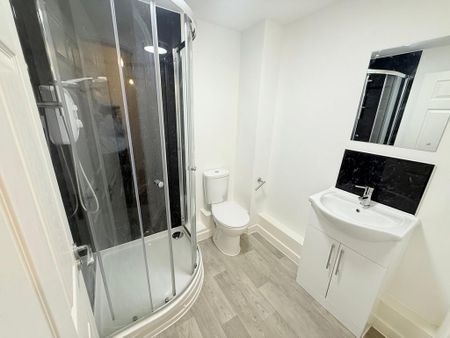 2 bedroom apartment to rent - Photo 5