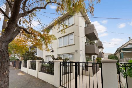 North Facing Gem with City Views! - Photo 2