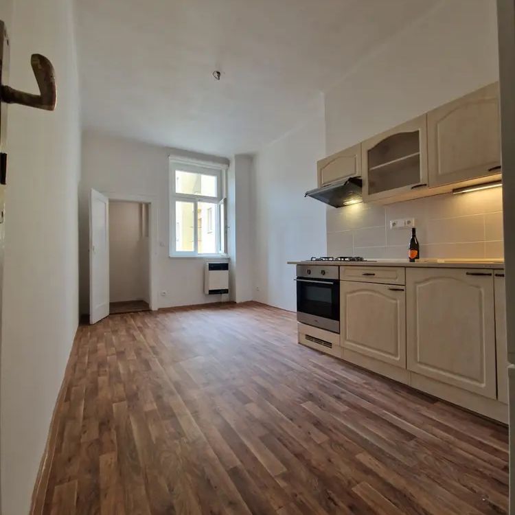 2+kk 54 m - Fotografie 1
