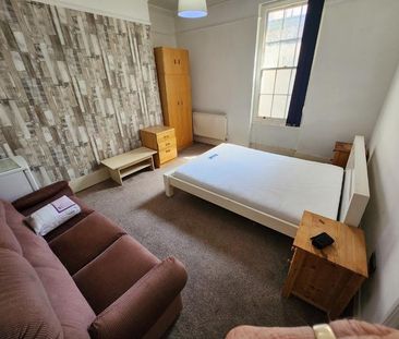 5 bedroom house share to rent - Photo 4