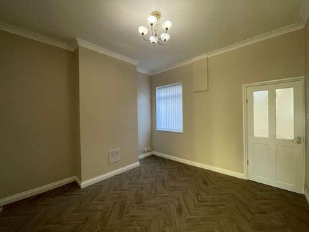 Gravelly Lane, Birmingham, B23 - Photo 2