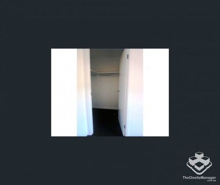 FOR RENT â Modern 3-Bedroom Home in Beautiful Blacks Beach. - Photo 3