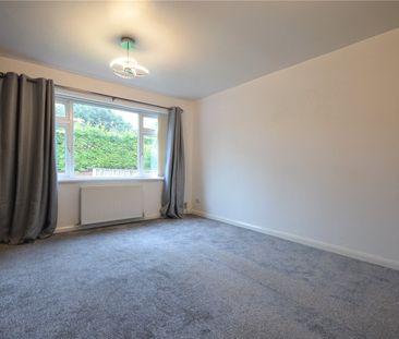 Queens Drive, Heaton Moor, Stockport, SK4 3JW - Photo 6
