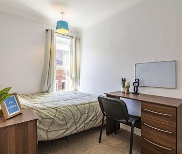 2 bedroom terraced house to rent - Photo 6