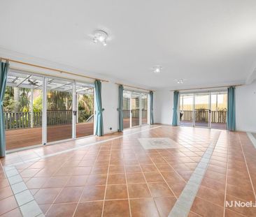 WONDERFUL FAMILY HOME WITH GARDEN MAINTENANCE - Photo 6