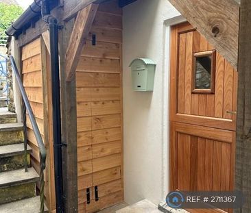 2 bedroom terraced house to rent - Photo 4