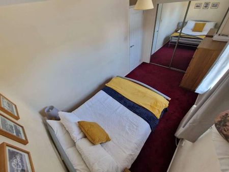 Urquhart Terrace, City Centre, Aberdeen, AB24 - Photo 3