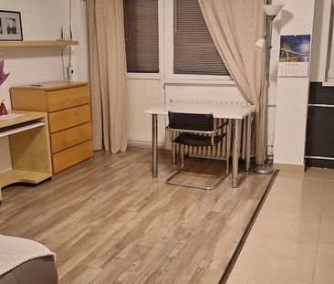 Inchiriere garsoniera B-dul Ferdinand I Bloc mixt anvelopat - Fotografie 2