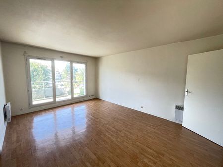 Location Appartement 3 pièces 65m² - Photo 4