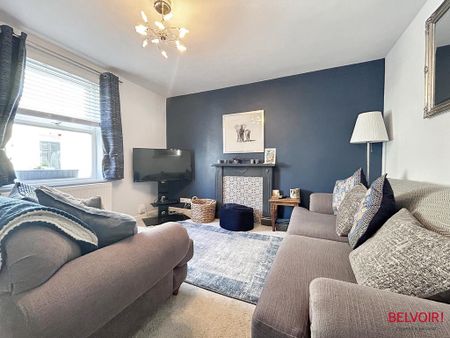 3 bedroom terraced house to rent - Photo 2