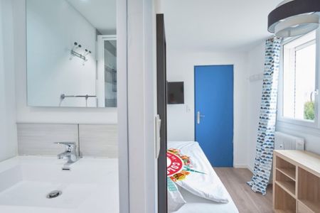 LAGRIVE Roommate 5 Bedrooms at Reims - Photo 5