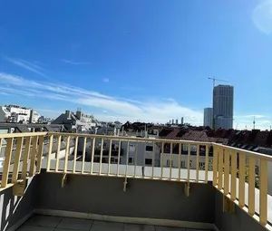 Ab 1.10. Top-Lage Kagran: Attraktive 3-Zimmer-Maisonette mit Balkon und Terrasse - Photo 1