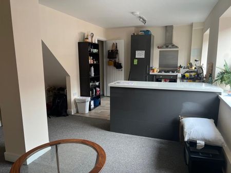 1 bedroom flat to rent - Photo 5