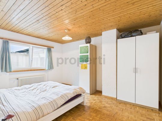 Cozy 3.5-room apartment in a quiet location in Zwingen - Photo 1