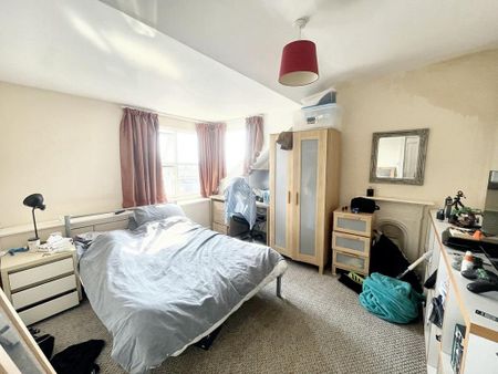 6 bedroom house to rent - Photo 2