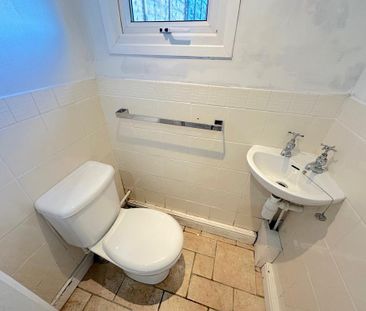 2 bedroom semi-detached house to rent - Photo 2