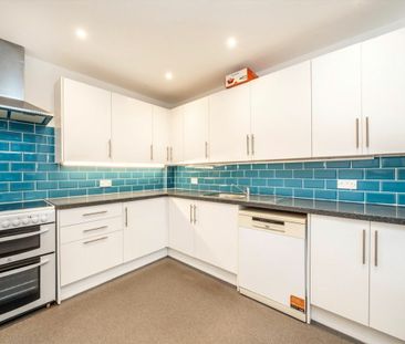 North Street, TW7, London - Photo 3