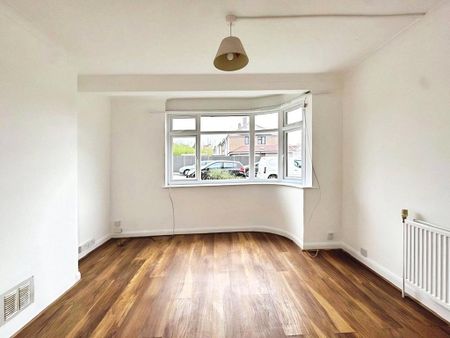 2 bedroom maisonette to rent - Photo 2