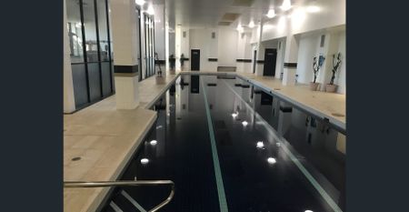 2 bedrooms unit close to train station - Photo 2