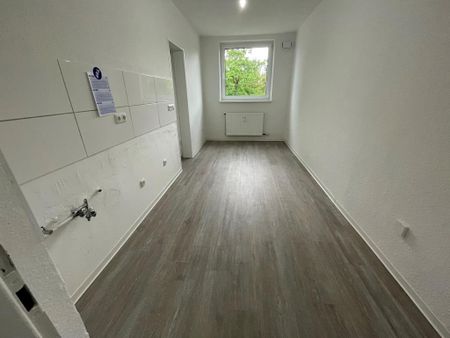 Charmante 3,5-Zimmer-Etagenwohnung in Wolfsburg  familienfreundlich und hell - Photo 3