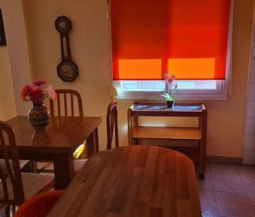 Piso de alquiler en Carrer del Falutx, Les Tendetes - Avenida Burja... - Foto 3