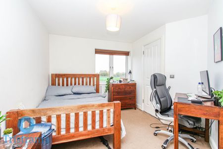 2 bed Apartment for Rent - Photo 3