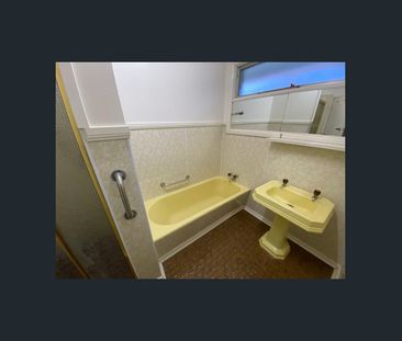 WALKING DISTANCE TO CBD - Photo 6