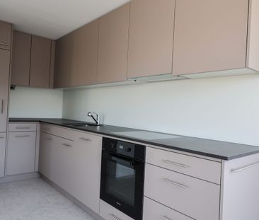 Appartement de 2.5 pièces au 2ème étage - Photo 2