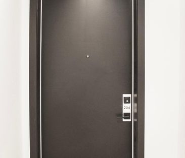 5350 Av. Victoria, apt. 204 - Photo 4