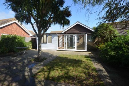 Ascot Close, West Wittering - Photo 4