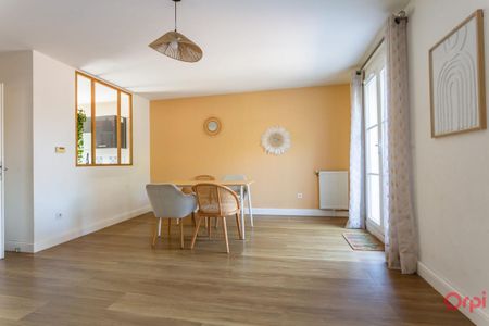 Location Maison 4 pièces 75m² STE GENEVIEVE DES BOIS 91700 - Photo 4