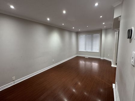 For Lease - 7610 Black Walnut Trail, Mississauga, Ontario - Photo 3