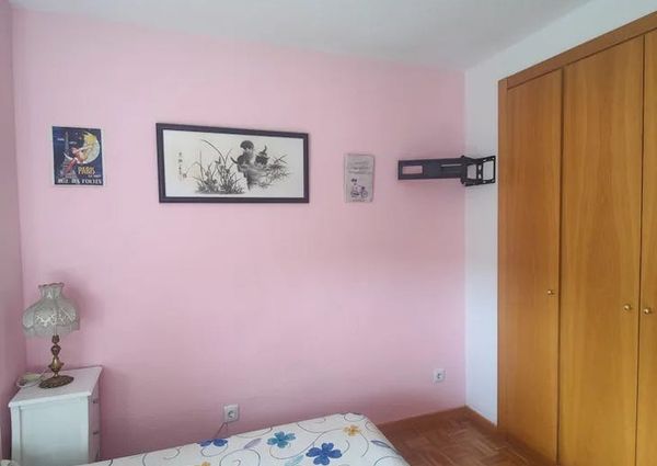 Calle de Eduardo Barreiros, Madrid, Community of Madrid 28041