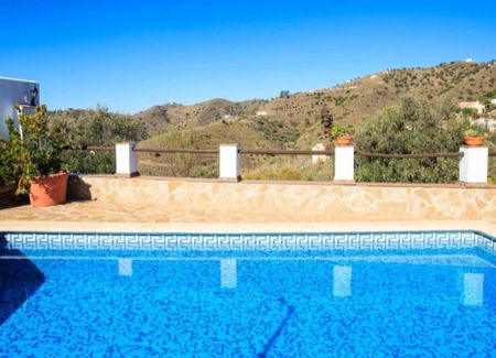 Cortijo For Winter Rental In The Torrox Countryside - Photo 3