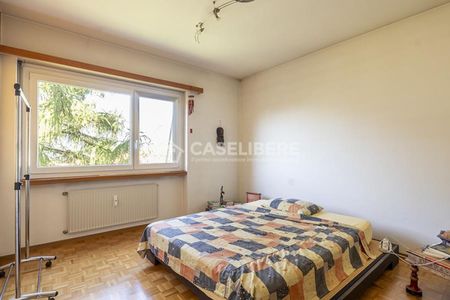 SUNNY 4 ROOM APARTMENT IN ARTORIO - Foto 2