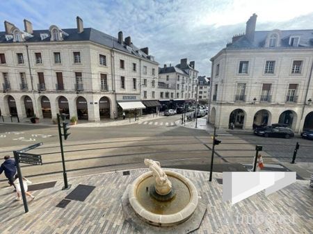 Appartement à louer, 5 pièces - Orléans 45000 - Photo 2