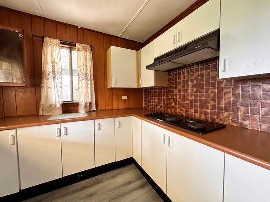 3 Bedroom Family Home with a Peaceful Lookout! - Photo 1