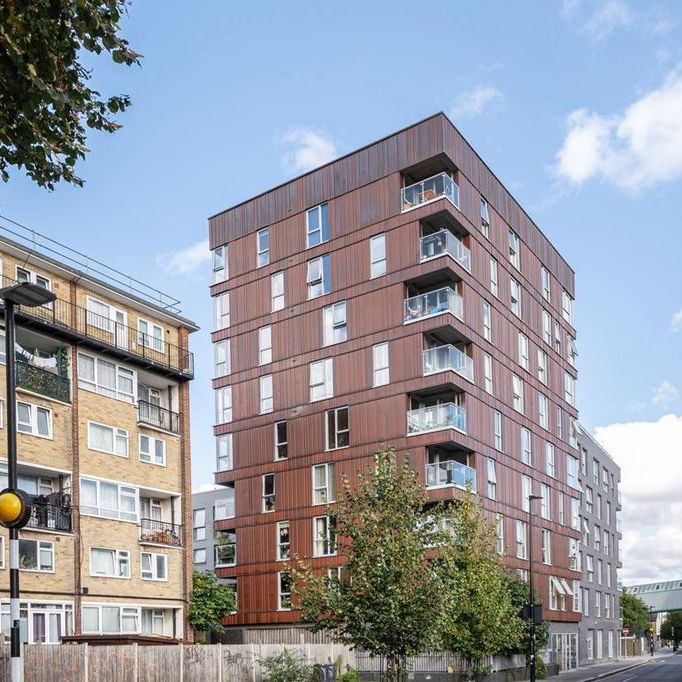 3 bedroom flat to rent - Photo 1