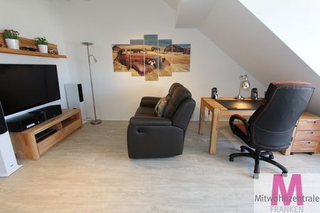 Miete inkl. Nebenkosten: 740 € pro Monat, plus Strom, plus Heizung - Foto 2