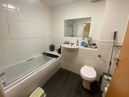 Ovaltine Drive, KINGS LANGLEY - Photo 4